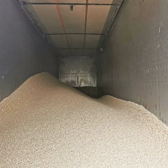 Niveaumessung Sägemehl und Hobelspäne im LKW-Auflieger (95 m3)